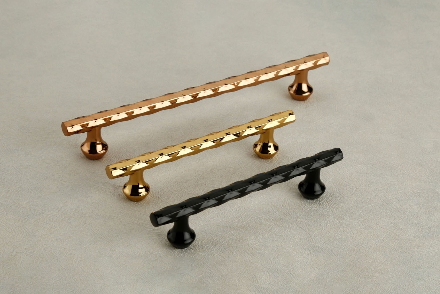 Cabinet Handles PM 7121